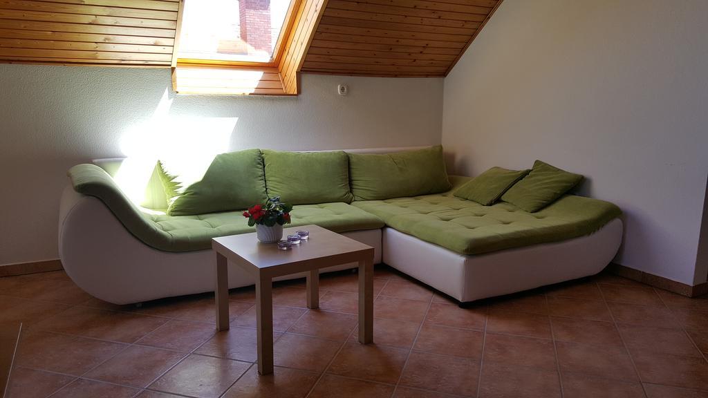Bük Apartman Nora Ii. מראה חיצוני תמונה